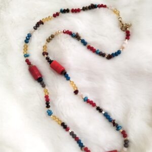 Colar longo multicolorido